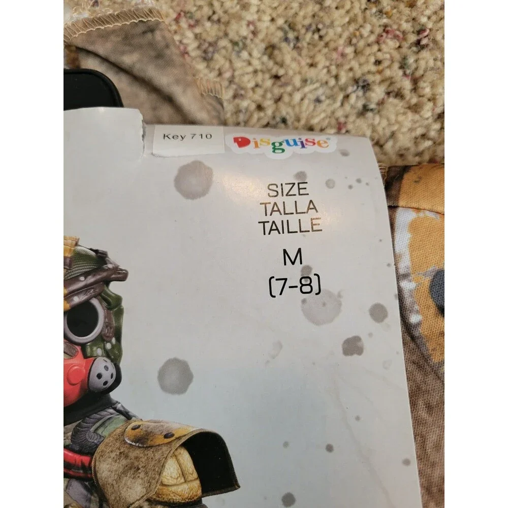 NEW Boys size 7-8 Apex Legends Bloodhound Halloween Costume